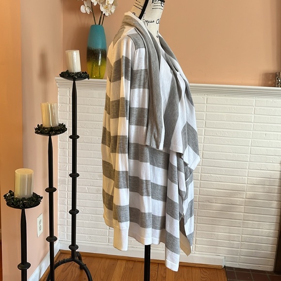 DKNYC Gray & White Stripe Open Cardigan - Picture 3 of 7